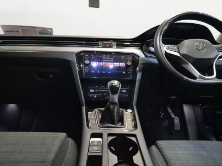 2022 Volkswagen Passat - photo 14