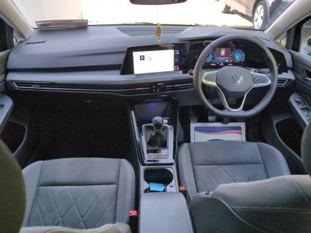 2023 Volkswagen Golf - photo 4