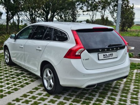 2016 Volvo V60 - photo 18