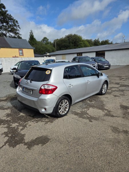 2011 Toyota Auris - photo 10