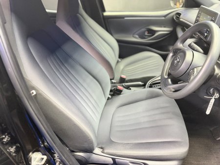 2020 Toyota Yaris - photo 12