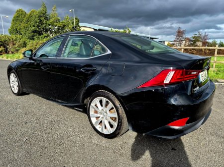 2015 Lexus IS - photo 28