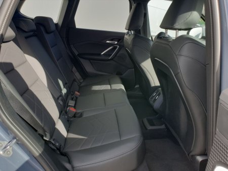 2025 BMW iX1 - photo 11