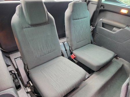 2012 Peugeot 5008 - photo 10