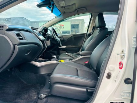 2016 Honda Grace - photo 14
