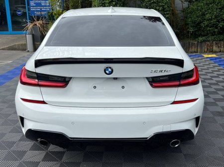 2021 BMW 3-Series - photo 17