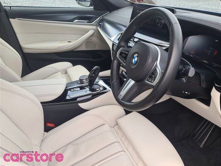 2022 BMW 5-Series - photo 11