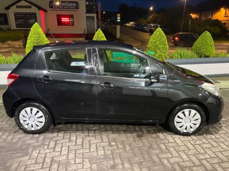 2014 Toyota Yaris - photo 8