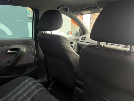 2014 Volkswagen Polo - photo 10