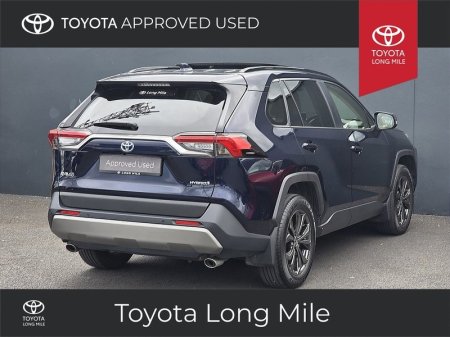 2025 Toyota RAV4 - photo 2