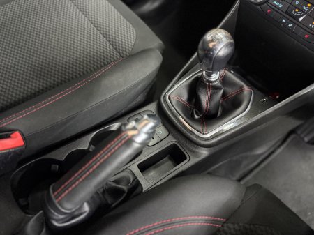 2019 Ford Fiesta - photo 32