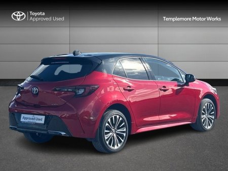 2025 Toyota Corolla - photo 2
