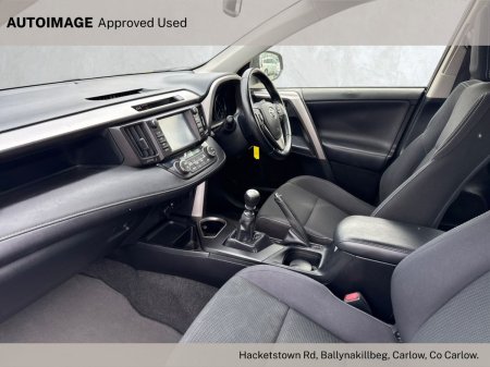 2016 Toyota RAV4 - photo 4