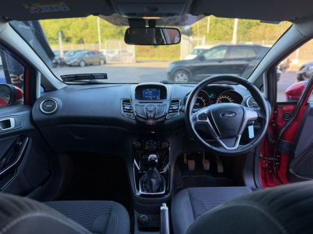 2016 Ford Fiesta - photo 3