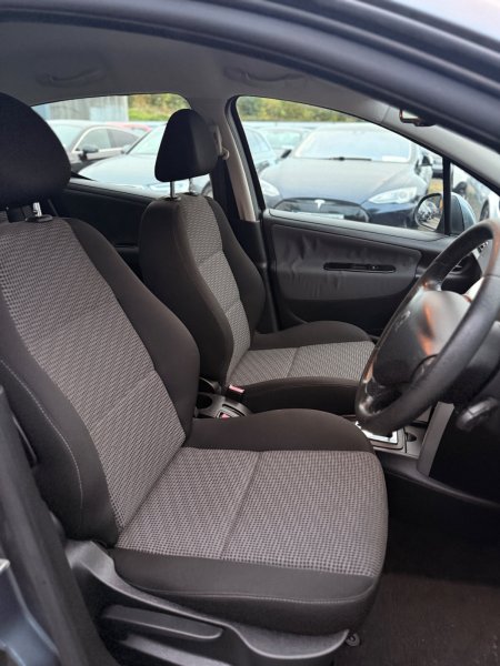 2010 Peugeot 207 - photo 19