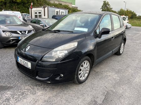 2011 Renault Scenic - photo 2