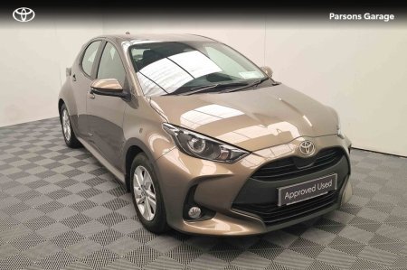 2024 Toyota Yaris HYBRID 115 LUNA