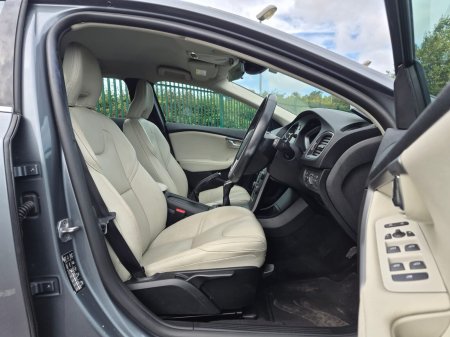 2016 Volvo V40 - photo 21