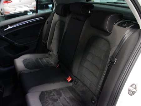 2017 Volkswagen Golf - photo 34