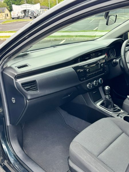 2014 Toyota Corolla - photo 3