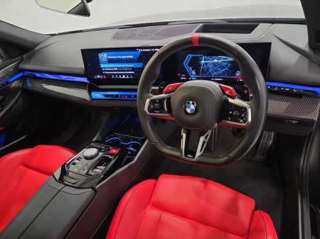 2025 BMW M5 - photo 6