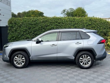 2023 Toyota RAV4 - photo 3