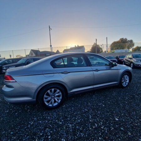 2017 Volkswagen Passat - photo 6