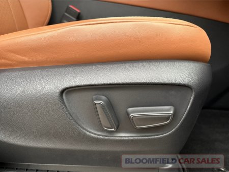 2025 Toyota Alphard - photo 28
