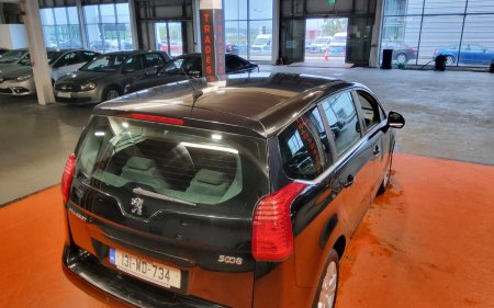 2013 Peugeot 5008 - photo 2