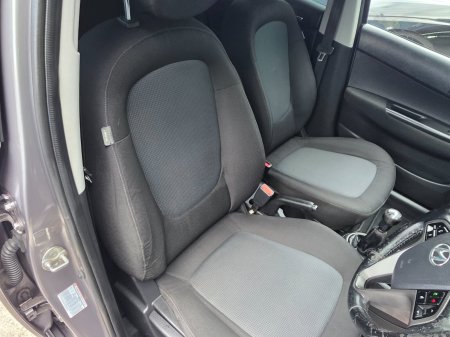 2014 Hyundai i20 - photo 14