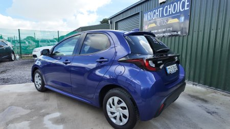 2022 Toyota Yaris - photo 8
