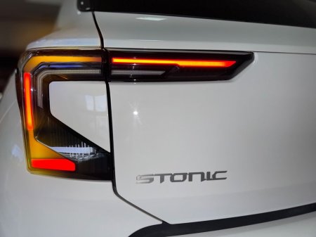 2026 Kia Stonic - photo 8