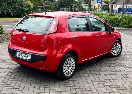 2012 Fiat Punto - photo 11