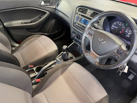 2017 Hyundai i20 - photo 15