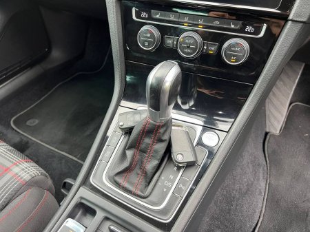 2019 Volkswagen Golf - photo 11