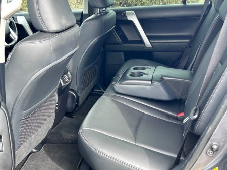2016 Toyota Land Cruiser - photo 14