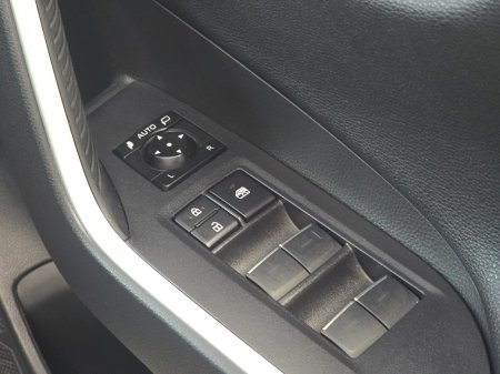 2025 Toyota RAV4 - photo 16