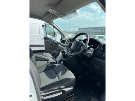 2020 Renault Trafic - photo 7