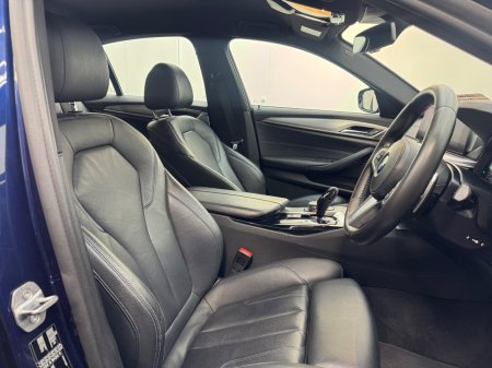 2018 BMW 5-Series - photo 8