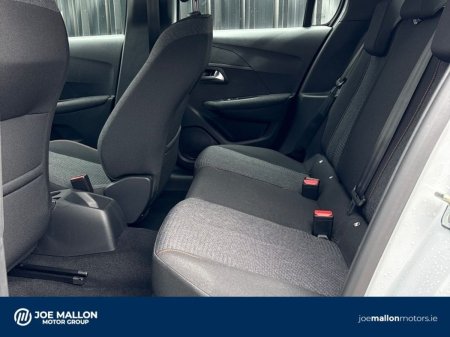 2027 Peugeot 208 - photo 11