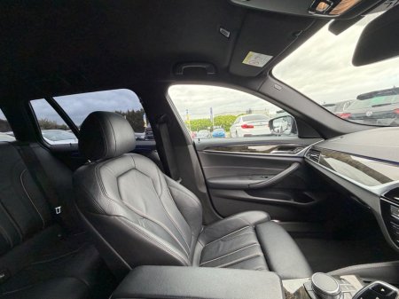 2020 BMW 5-Series - photo 18