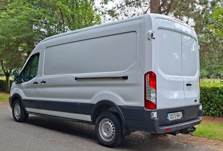 2020 Ford Transit - photo 2