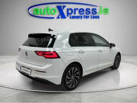 2022 Volkswagen Golf - photo 7