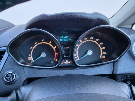 2016 Ford Fiesta - photo 24