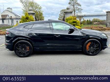 2025 Lamborghini Urus - photo 2