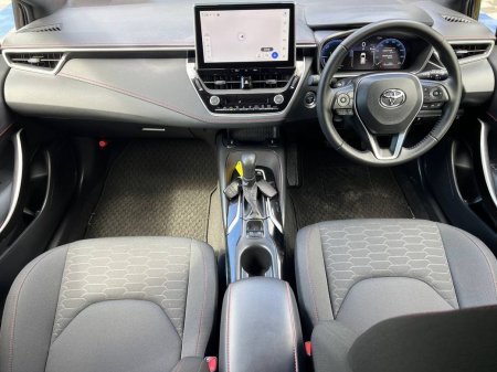 2025 Toyota Corolla - photo 10