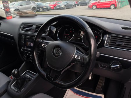 2016 Volkswagen Jetta - photo 18