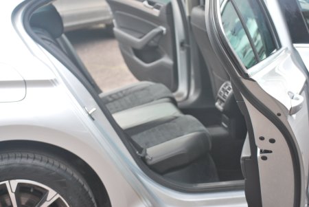 2019 Volkswagen Passat - photo 9