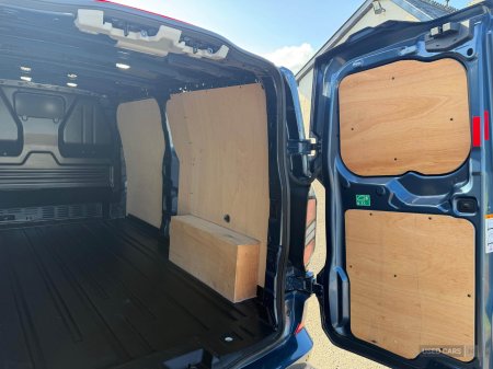 2025 Ford Transit Custom - photo 23