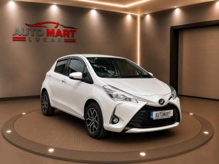 2019 Toyota Vitz - photo 3